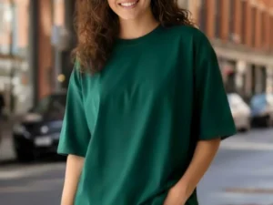 remera de algodón oversize doble costura color verde oscuro